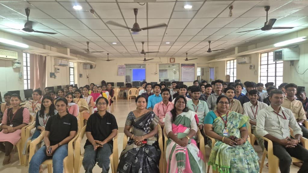 Generative AI and Agentic AI training at ECE Department, KLN College of Engineering